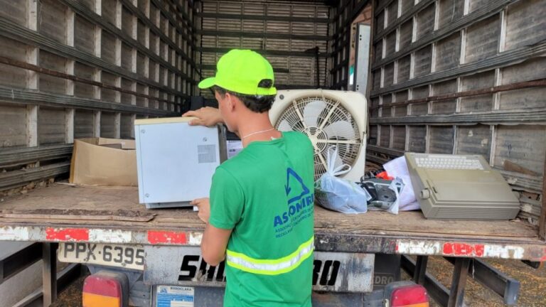 Coleta de lixo eletrônico segue até sexta (21) em Cachoeiro